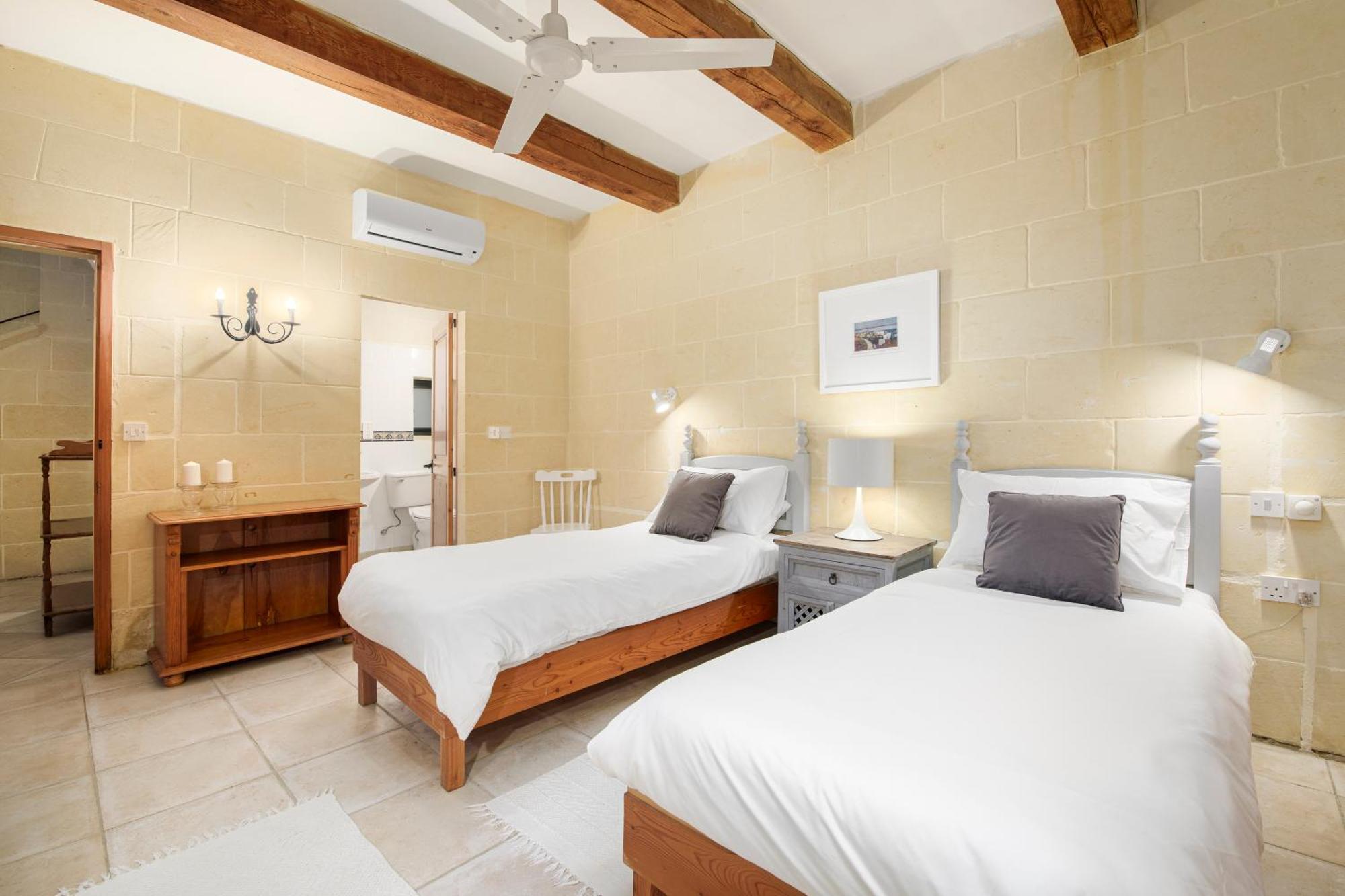 Dar Ta' Censina Villa With Private Pool Għasri Екстериор снимка